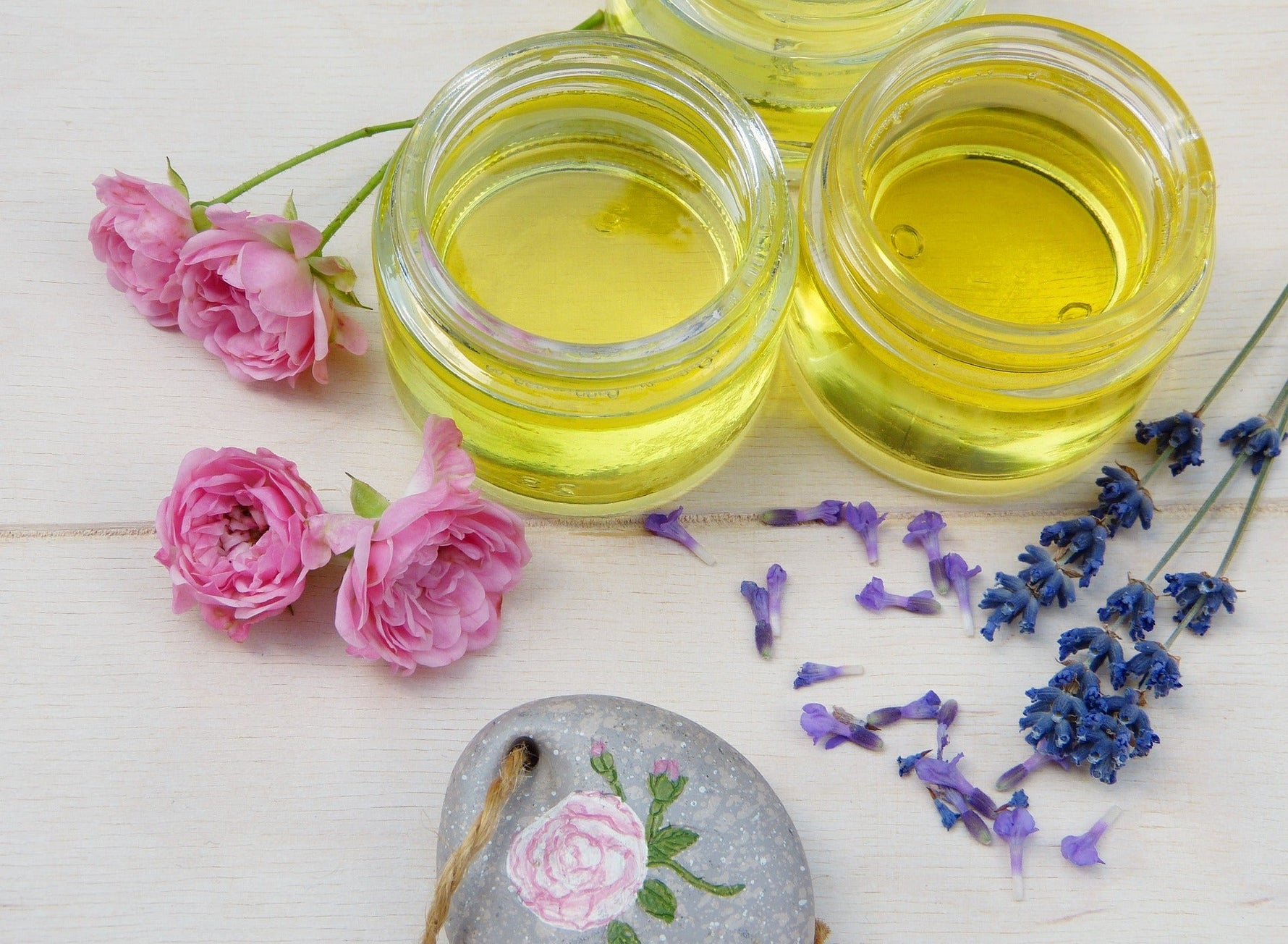 5 Trendiest Must Haves for you bath and body - SoapyMania